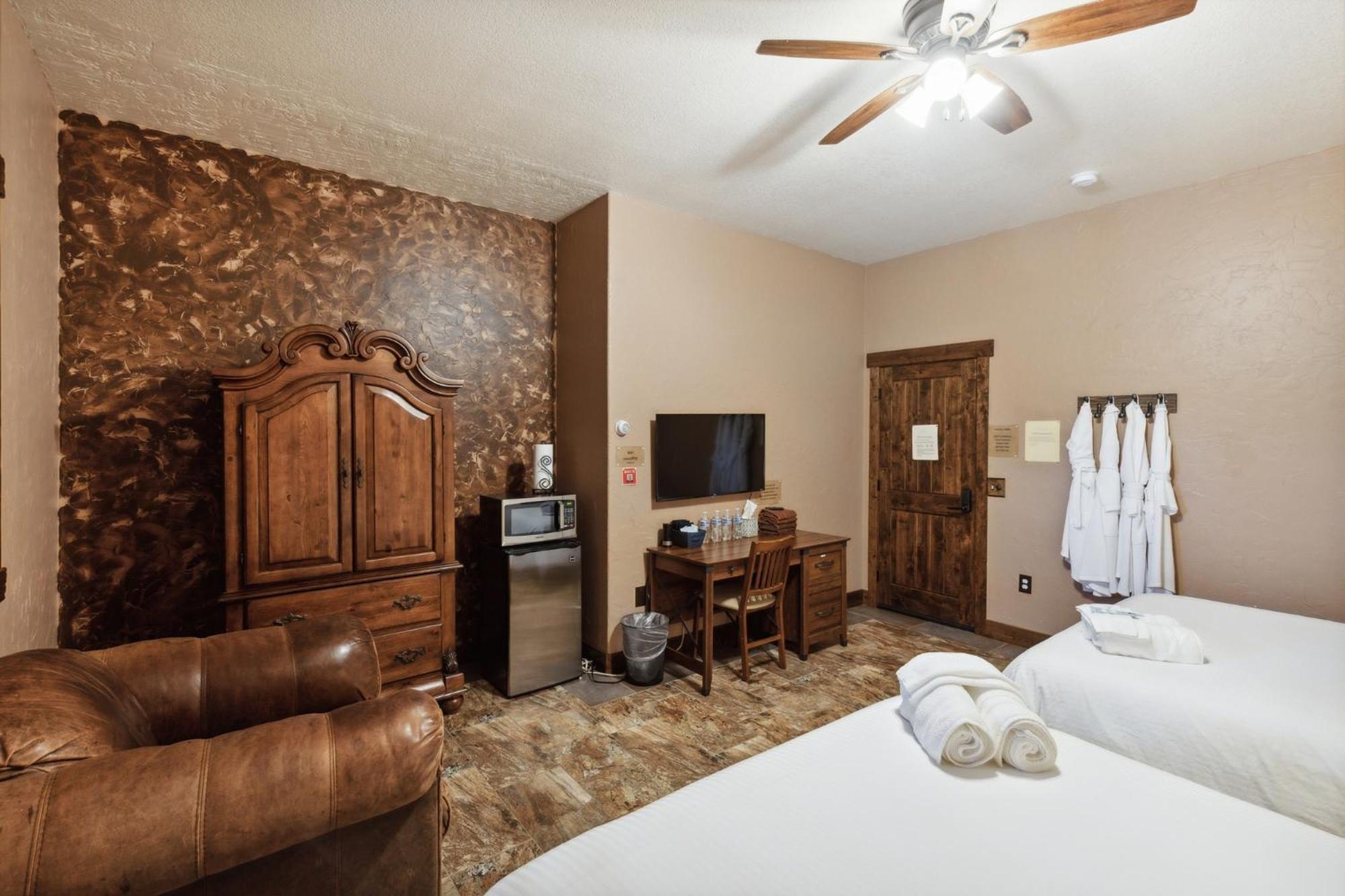 Zion Cliff Lodge Hildale Room photo